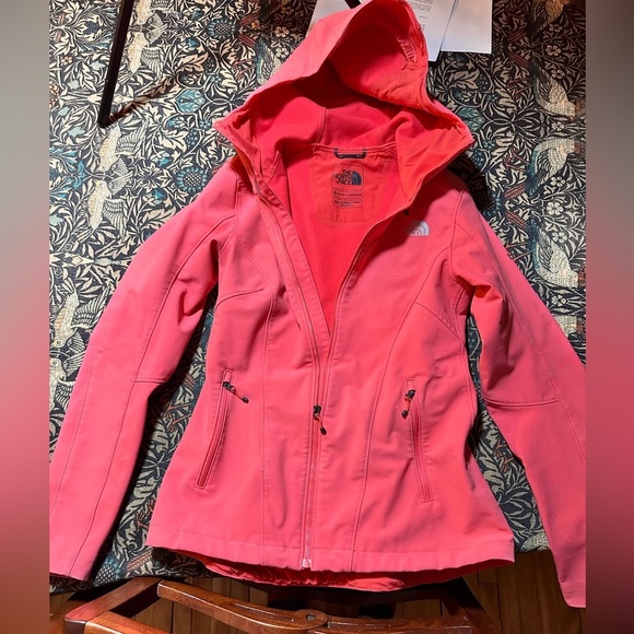 The North Face Jackets & Blazers - The North Face Women’s Jet Hooded Softshell Jacket - Women's Coral/Pink